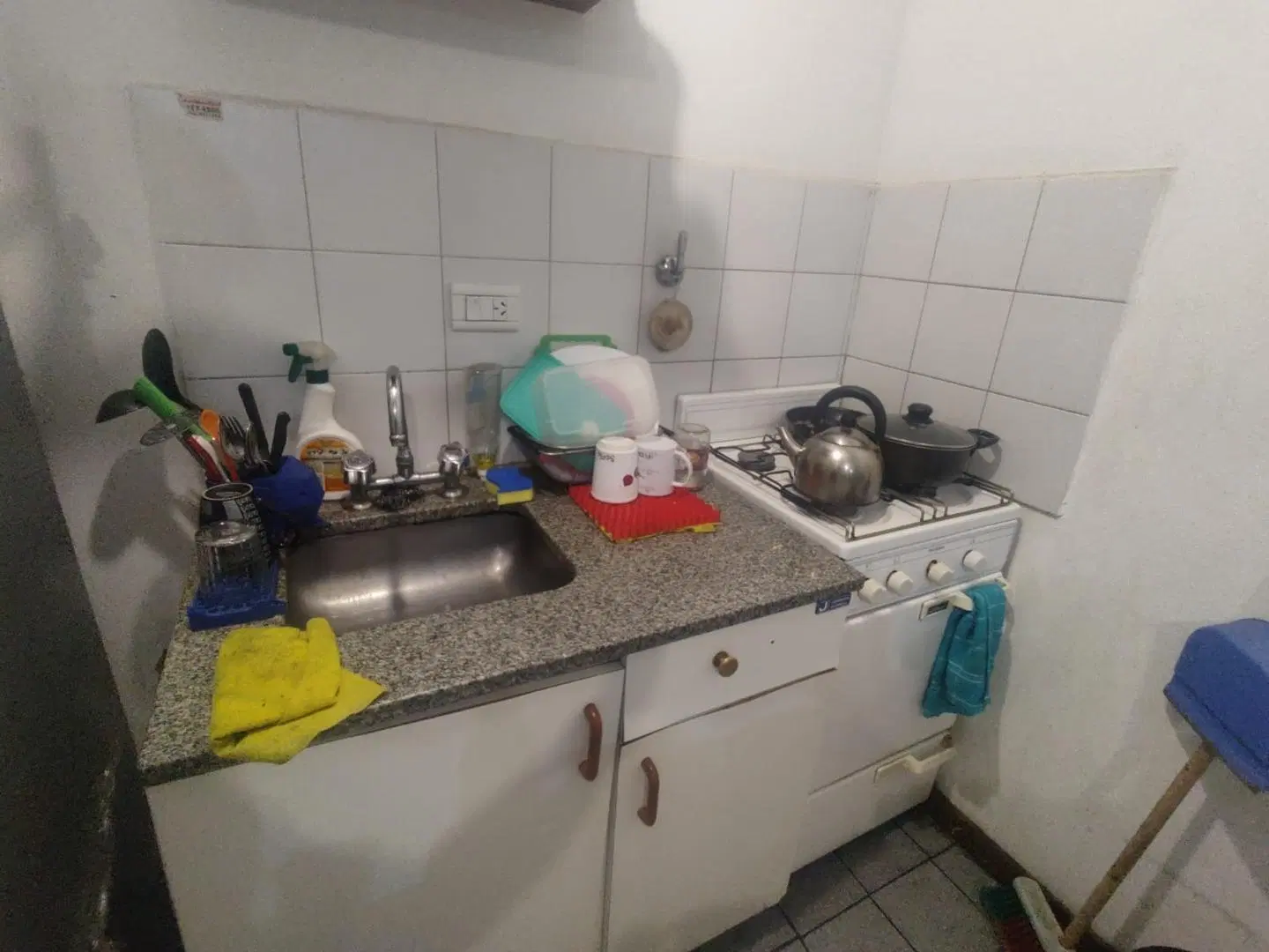 Monoambiente en zona facultades 3