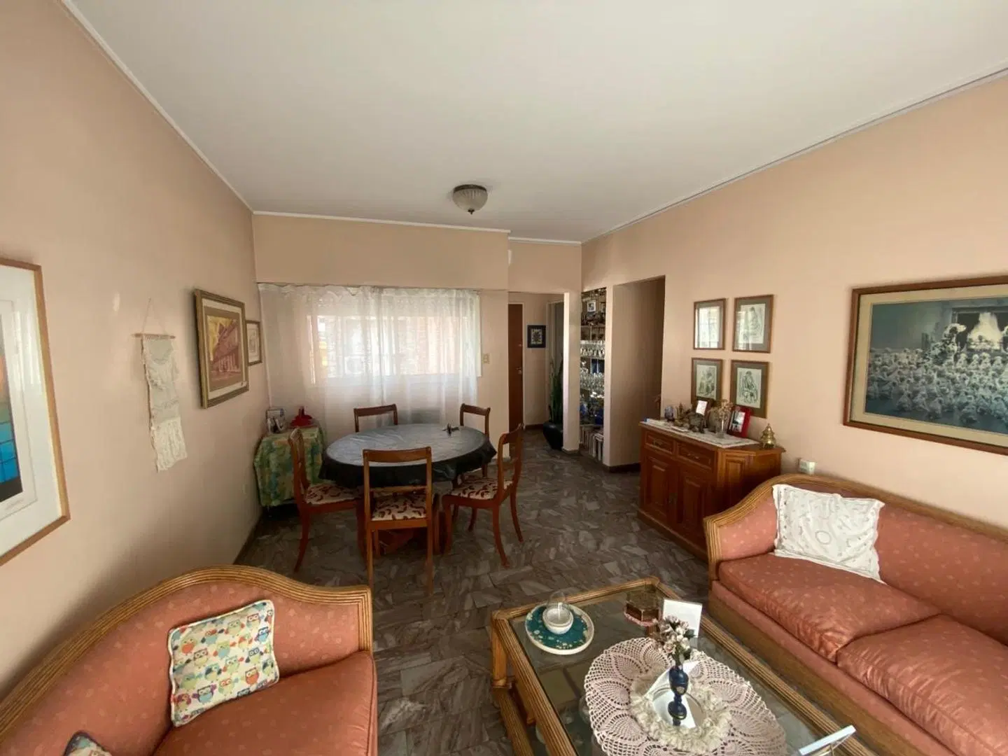 Departamento de dos dormitorios en zona Plaza Moreno 2