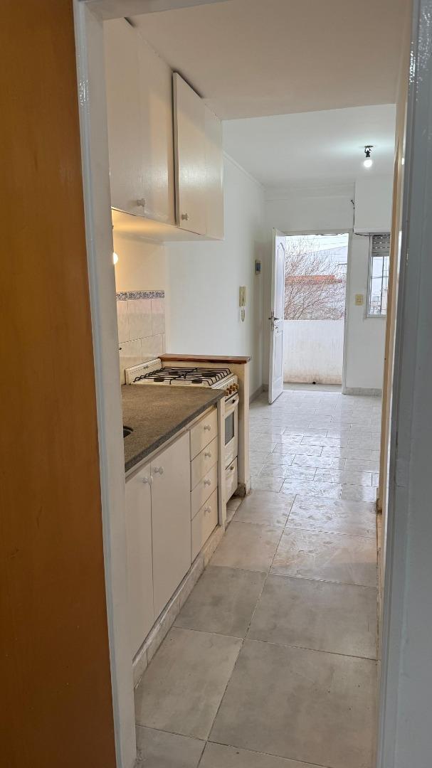 Foto de DEPARTAMENTO REFACCIONADO EN VENTA, imagen 3