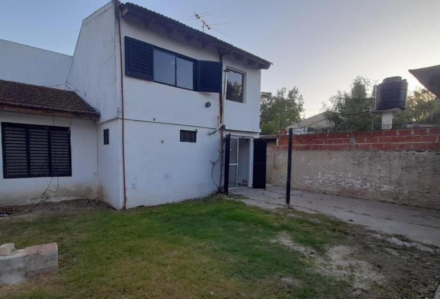 Foto de Casa de 2 dormitorios, cochera y patio en City Bell, imagen 5