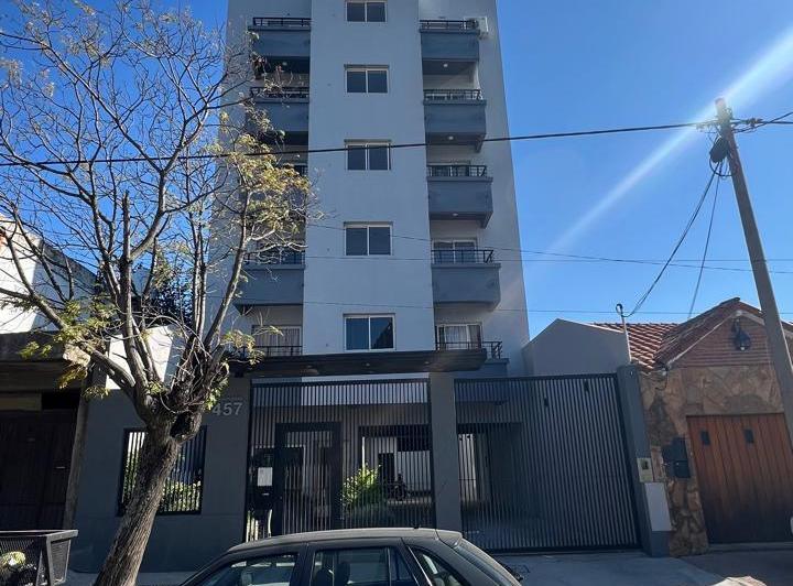 VENTA MONOAMBIENTE LANUS ESTE. En Basavilbaso al 400 1