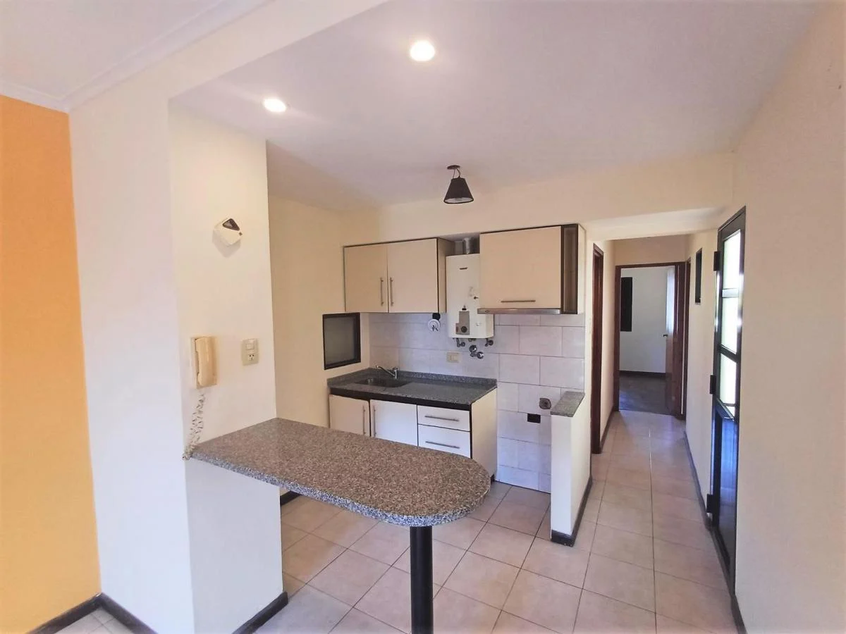 Departamento a 150 m de Bv Pellegrini! 5