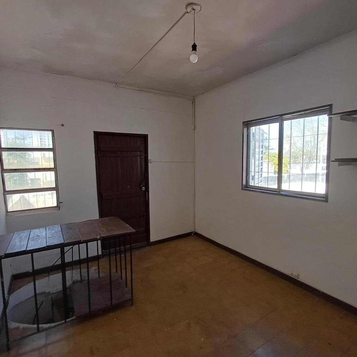 Interno Único: 2/3 Dorm. 2