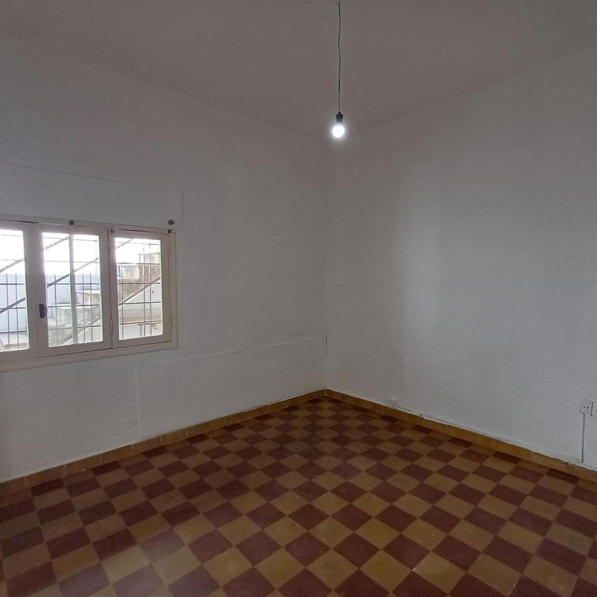 Interno Único: 2/3 Dorm. 4