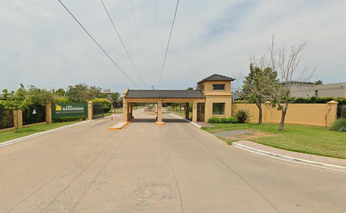 Exclusivo terreno de 1.010 mts2 sobre el Bv