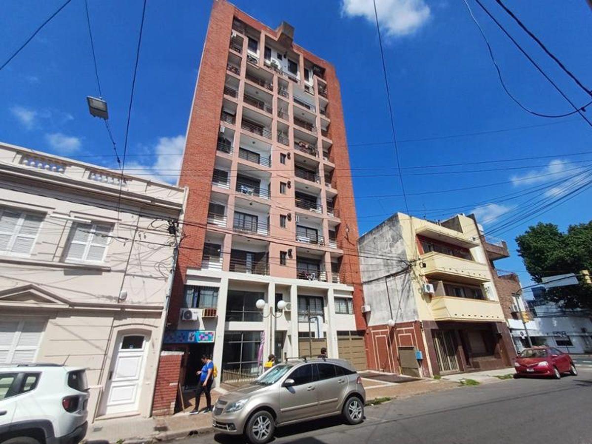 Foto de Centro: Semipiso al frente de 2 dormitorios con placares y cochera!!, estar-comedor, cocina-lavadero, imagen 3