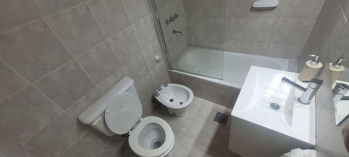 Departamento de 2 dormitorios en venta en barrio sur