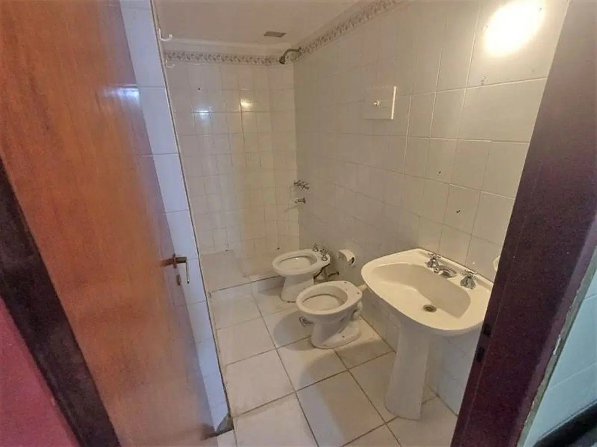 A metros de Peatonal y Facultad de Ciencias Económicas: Departamento de 1 dormitorio amplio, cocina- 5