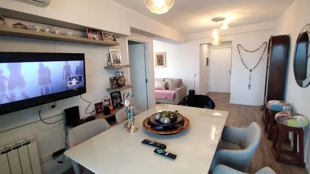 Exclusivo departamento sobre Bv. Galvez de 1 dormitorio en venta! 1