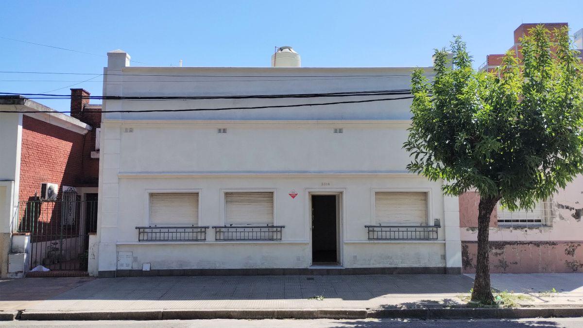 Foto de Luminosa casa en venta en planta baja en barrio sur!, imagen 1