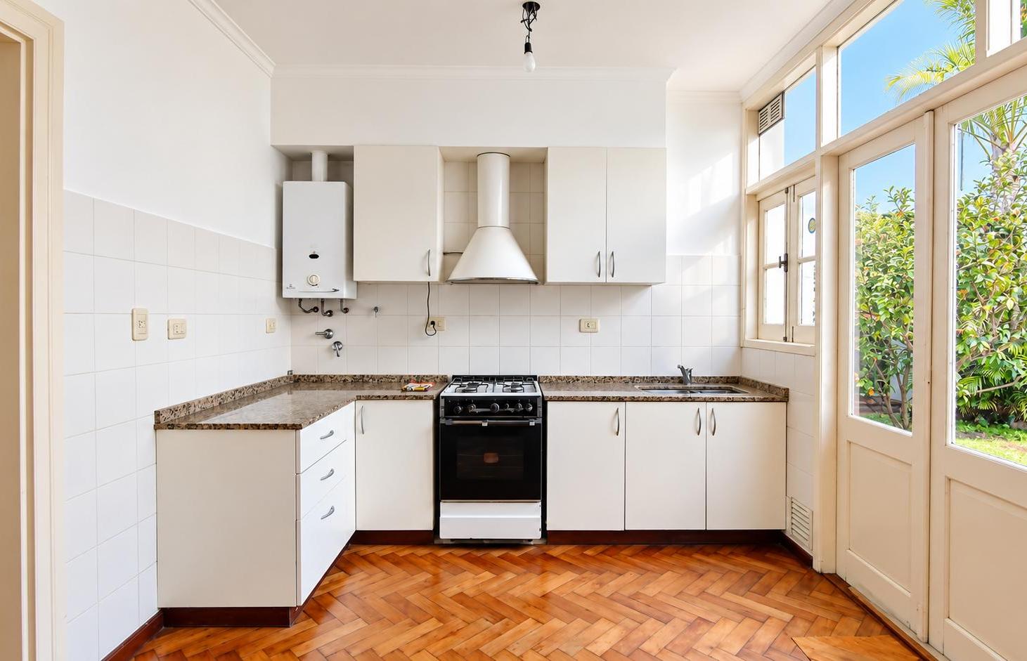 Foto de Luminosa casa en venta en planta baja en barrio sur!, imagen 5