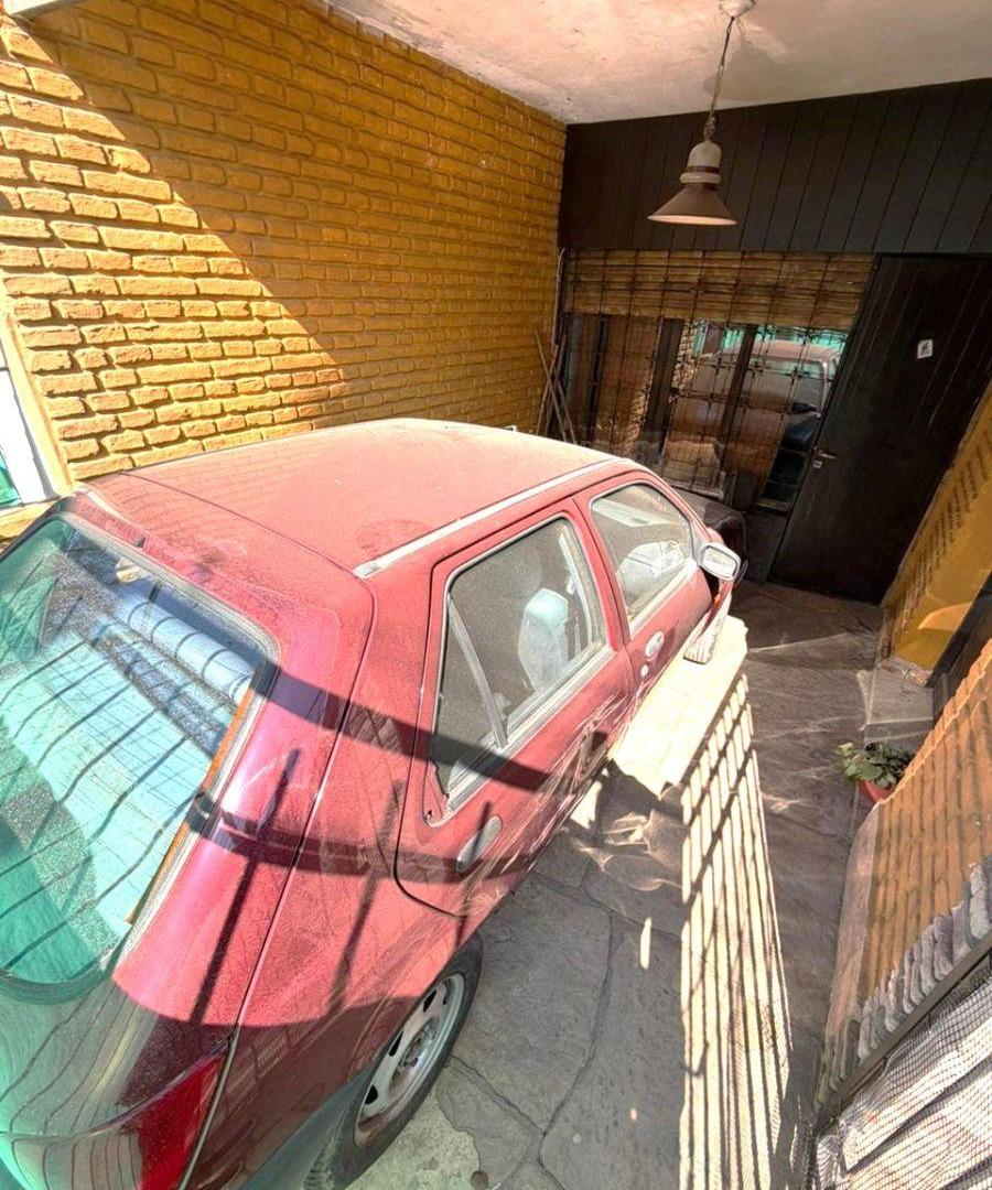 Foto de ALQUILO CASA DE TRES DORMITORIOS EN B° MARQUES DE SOBREMONTE, imagen 2