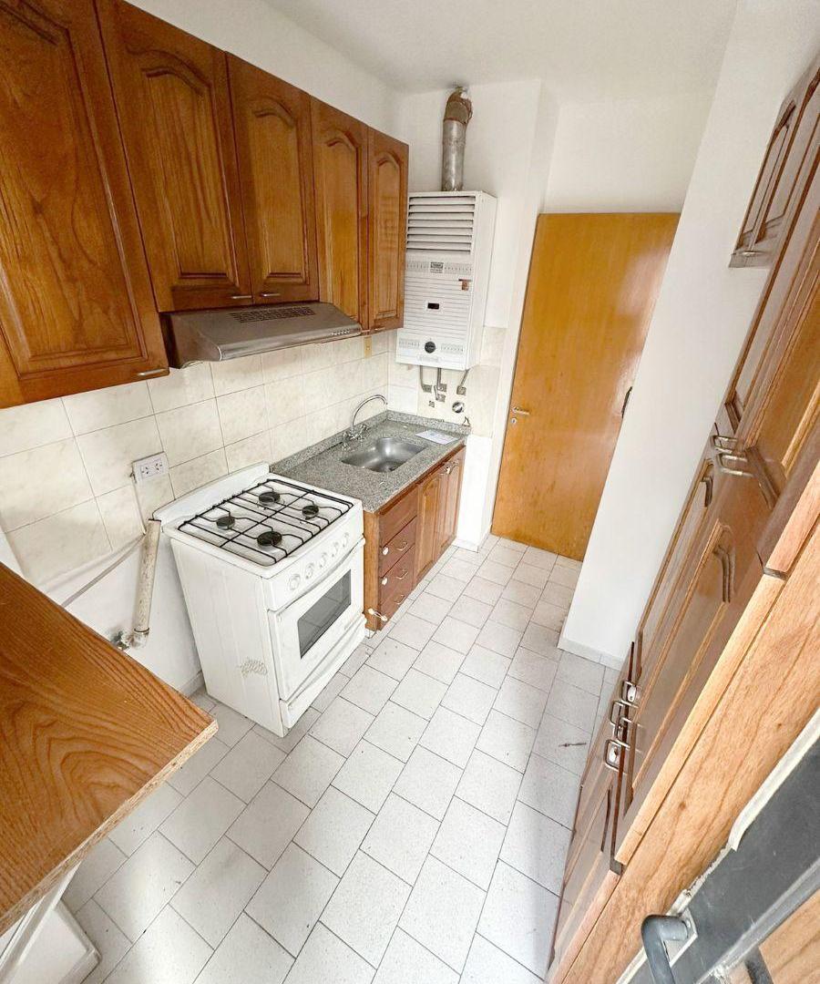 Foto de Alquilo hermoso departamento de 2 dormitorios sobre Bv San Juan., imagen 4