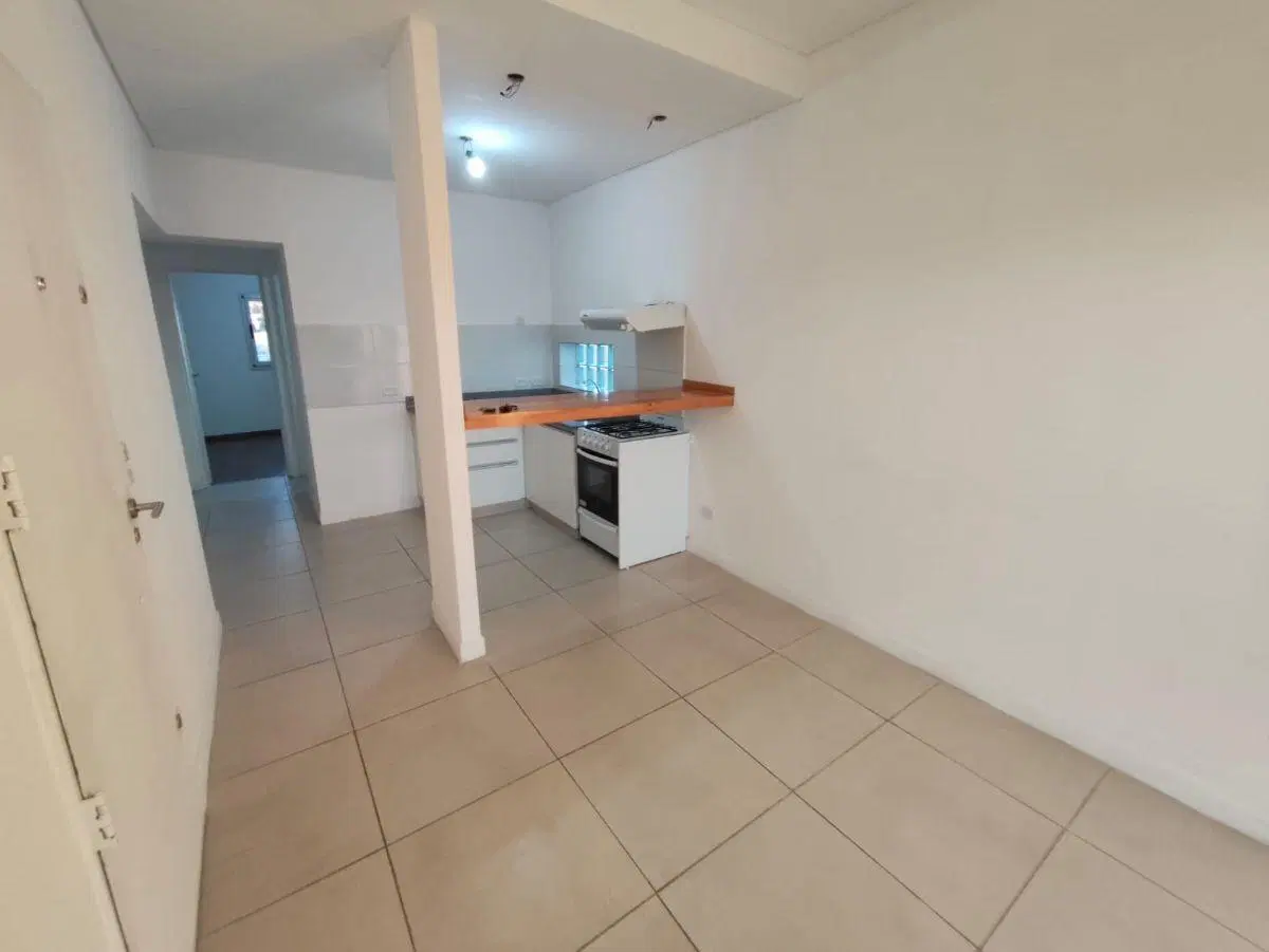 DEPTO 2 AMB C/ COCHERA - Azcuénaga 246, QUILMES OESTE 2