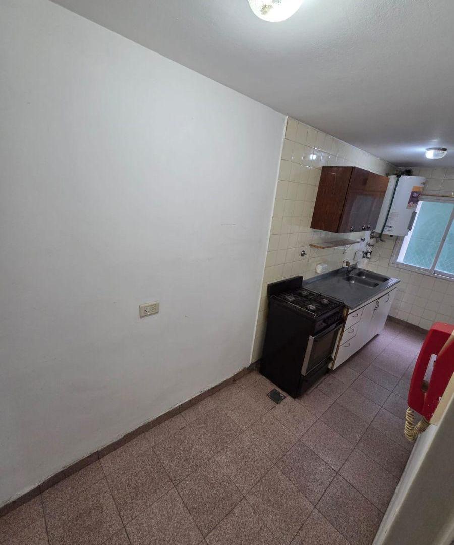 Foto de Depto 2 ambientes Barrio Parque Bernal, imagen 3