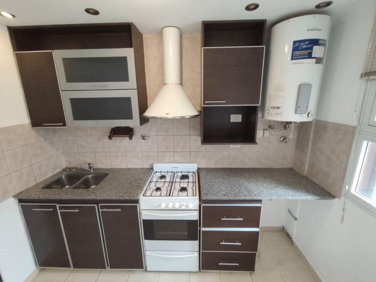 Foto de DEPTO 2 AMB SEMIPISO - Conesa 372, QUILMES CENTRO, imagen 5