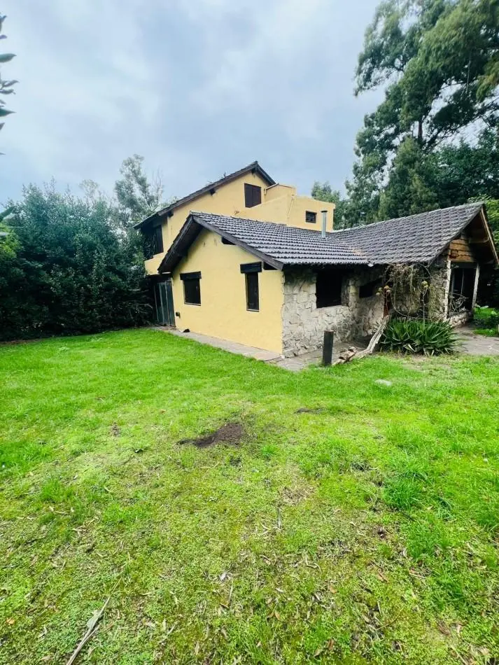 CASA ALQUILER 24 MESES o VENTA  BOSQUE PERALTA RAMOS 2