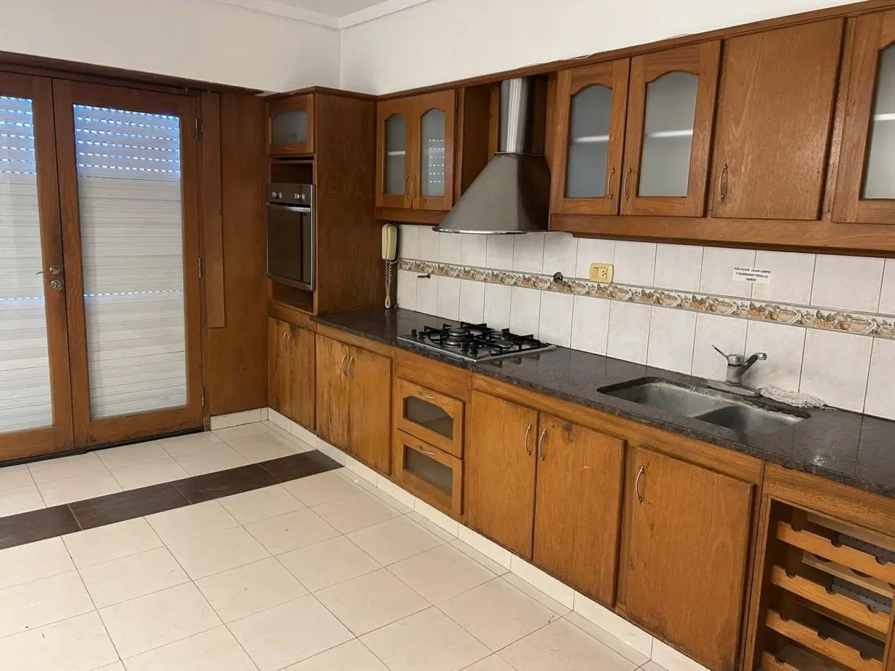 CASA EN ALQUILER 24 MESES VIVIENDA FAMILIAR O USO PROFESIONAL BARRIO SAN CARLOS 8