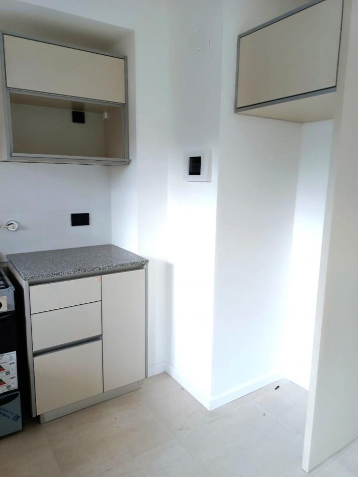 Foto de DEPARTAMENTO 2 AMBIENTES A ESTRENAR CON COCHERA, imagen 3