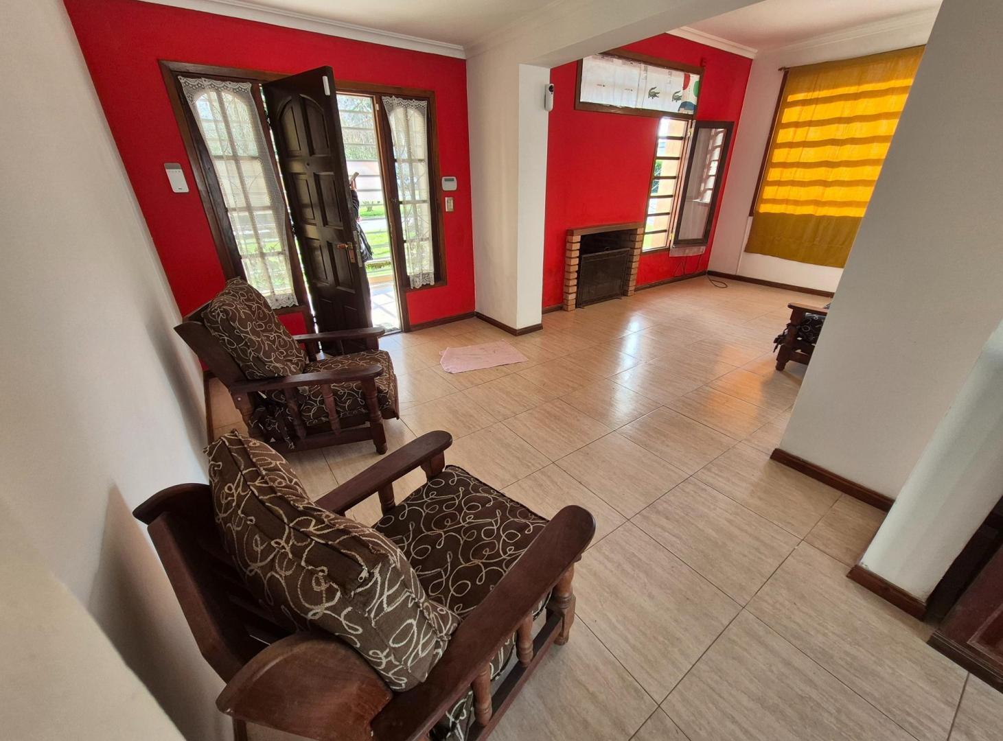 Foto de Alquiler 24 meses, chalet de 4 ambientes con garage y patio, imagen 1