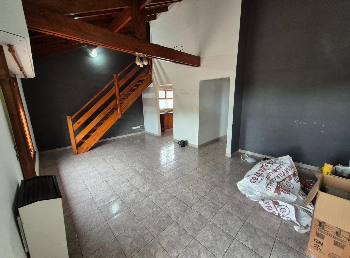 Foto de Alquiler 24 meses, PH 4 ambientes, patio con parrilla, guarda coche, imagen 4