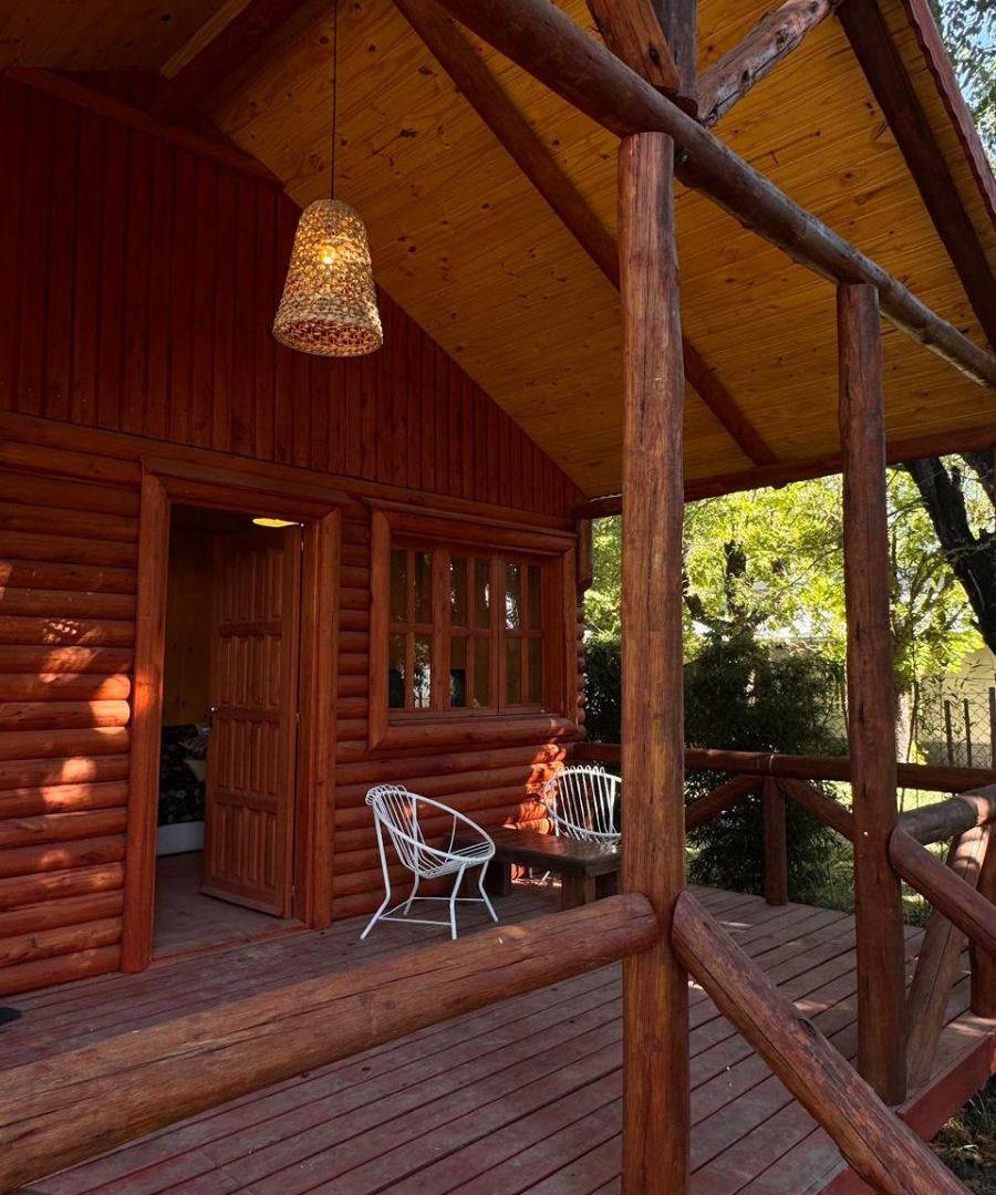 Hermosa cabaña a estrenar. Totalmente equipada. ( No apto para fiestas y eventos )