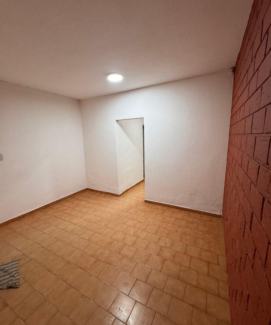 Foto de ¡OPORTUNIDAD DPTO. PLANTA BAJA! 10" CENTRO, imagen 1
