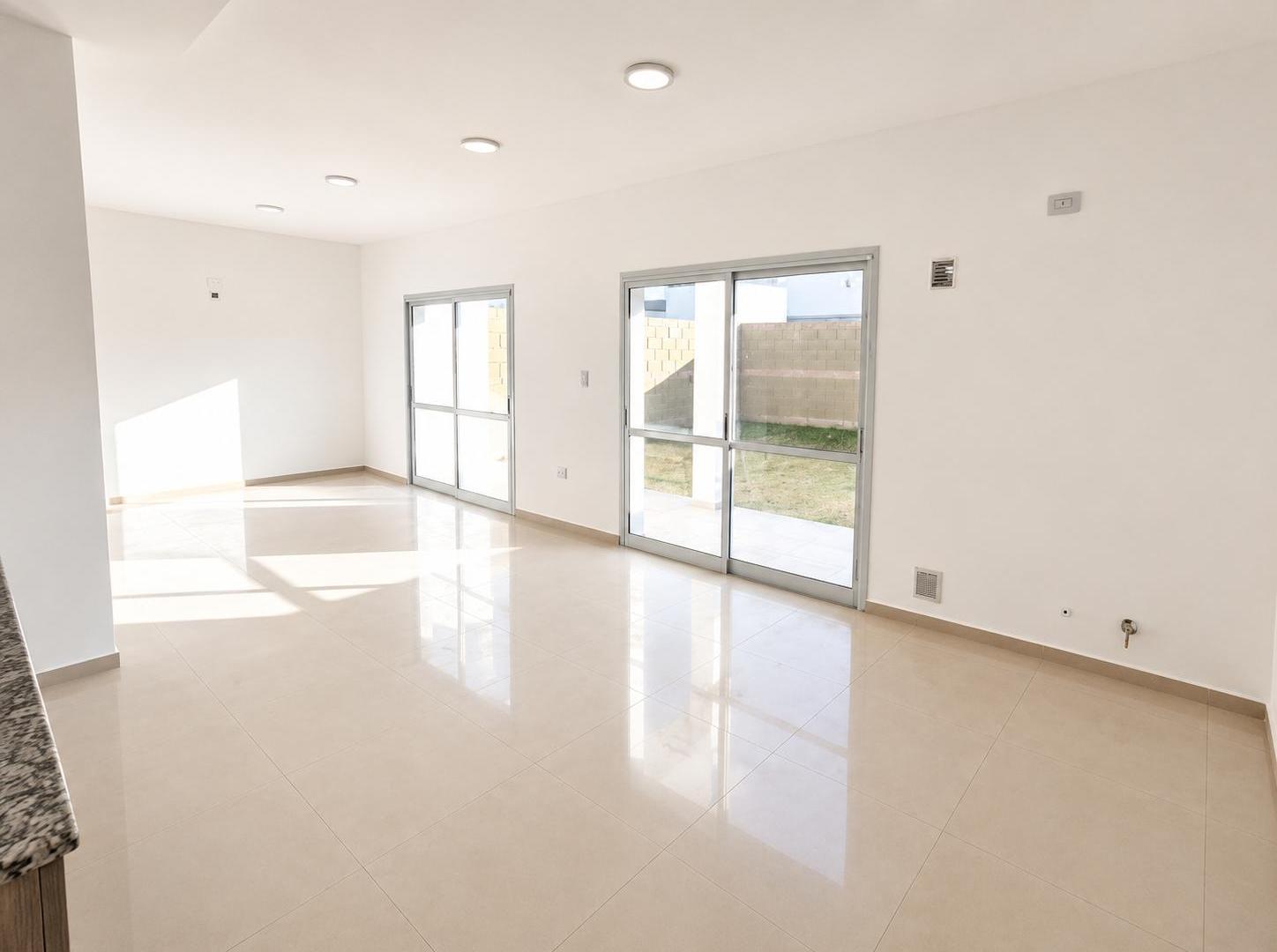 Foto de Duplex en ALQUILER B° Privado Las Toscas, imagen 2