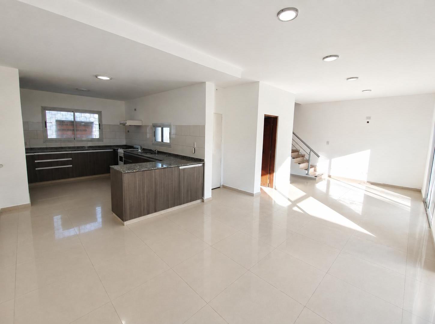 Foto de Duplex en ALQUILER B° Privado Las Toscas, imagen 1