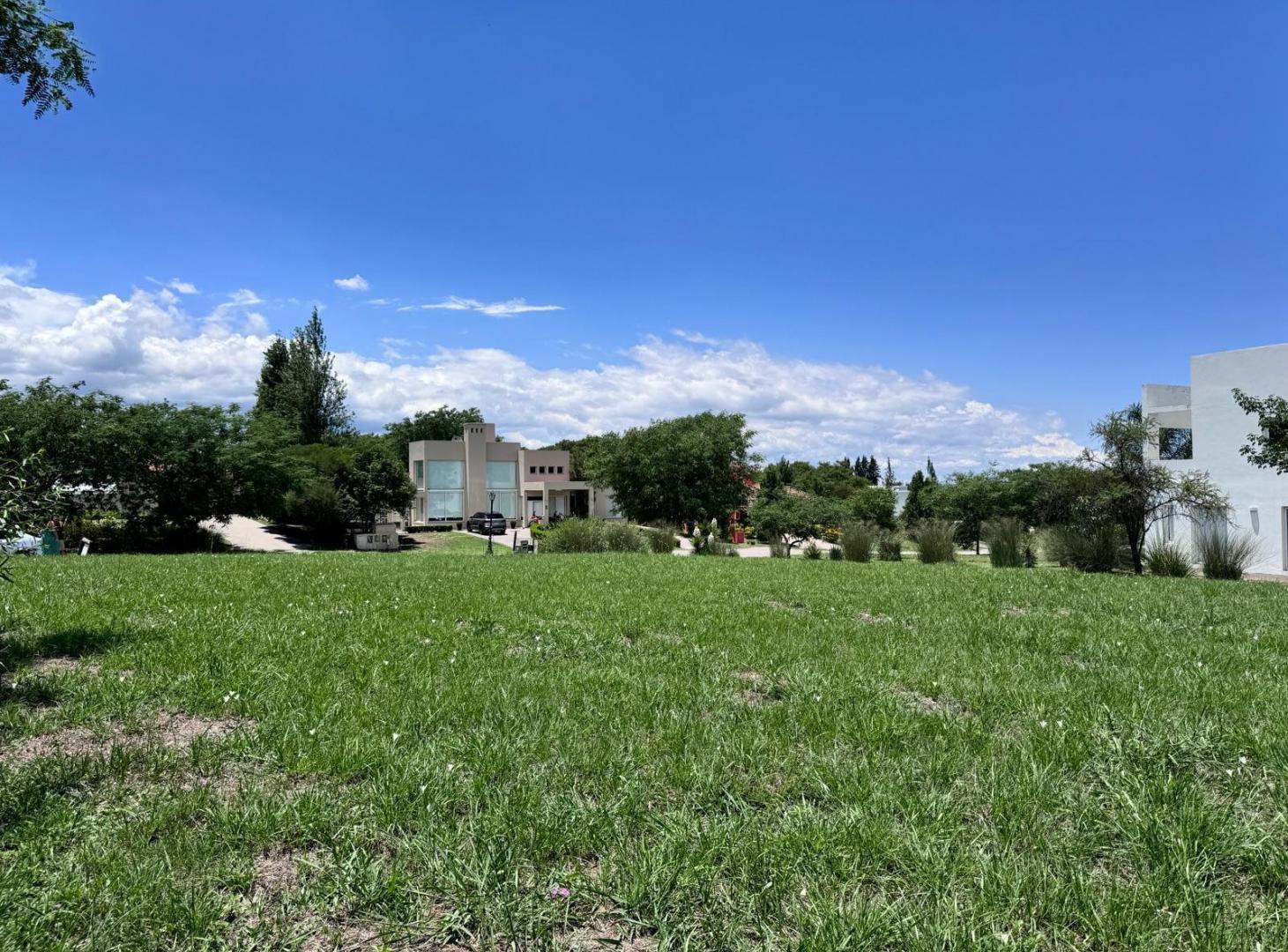 Foto de Terreno en venta 2.283 m2 El Tipal Club de Campo Salta Capital, imagen 5