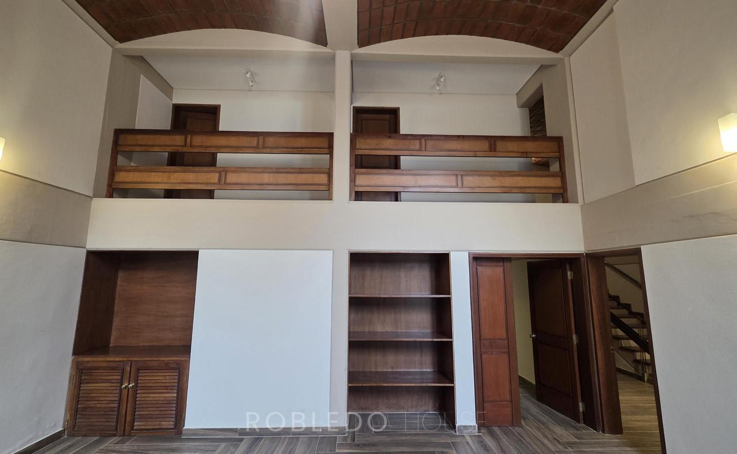 Foto de Casa en alquiler 3 dormitorios Microcentro Salta Capital, imagen 1