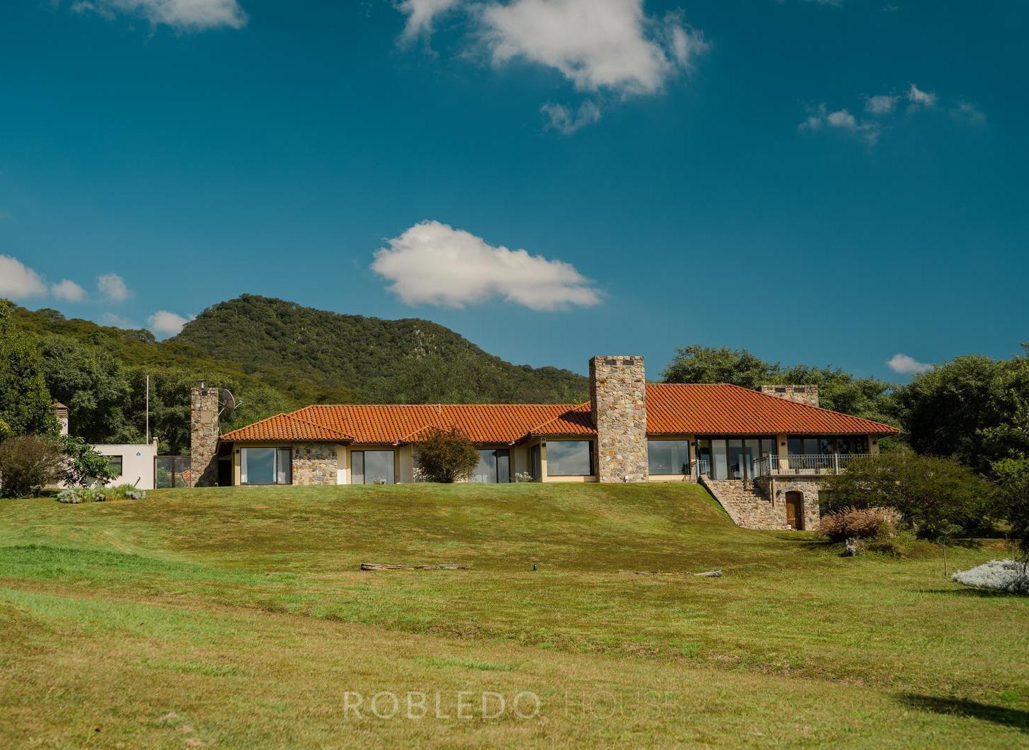Foto de Casa en venta Valle Escondido Club de Campo Salta Capital, imagen 2