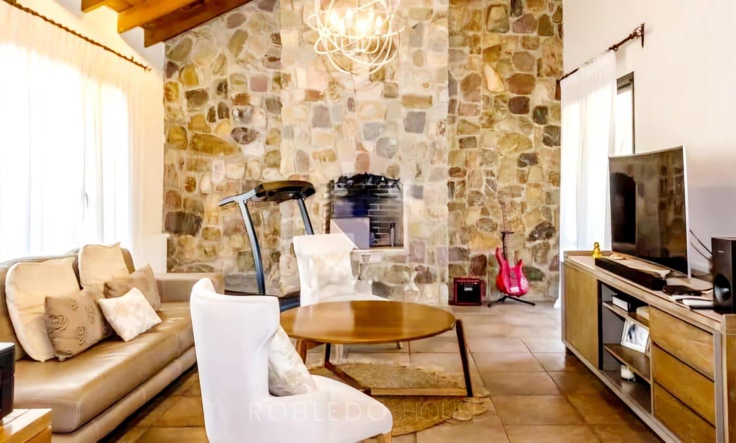 Foto de Casa en venta Valle Escondido Club de Campo Salta Capital, imagen 4