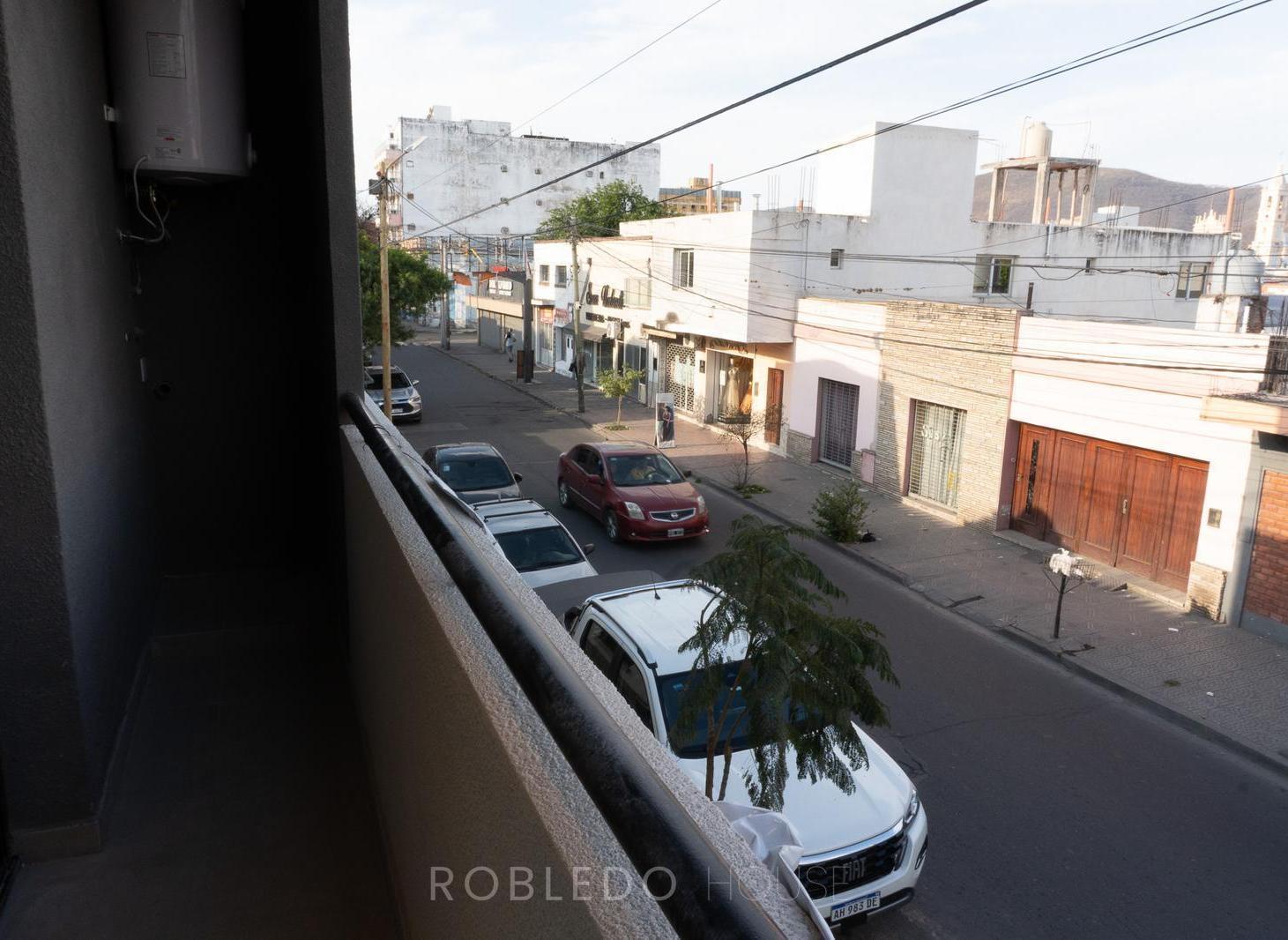 Foto de Alquiler Monoambiente con blacón – Microcentro de Salta Capita, imagen 3