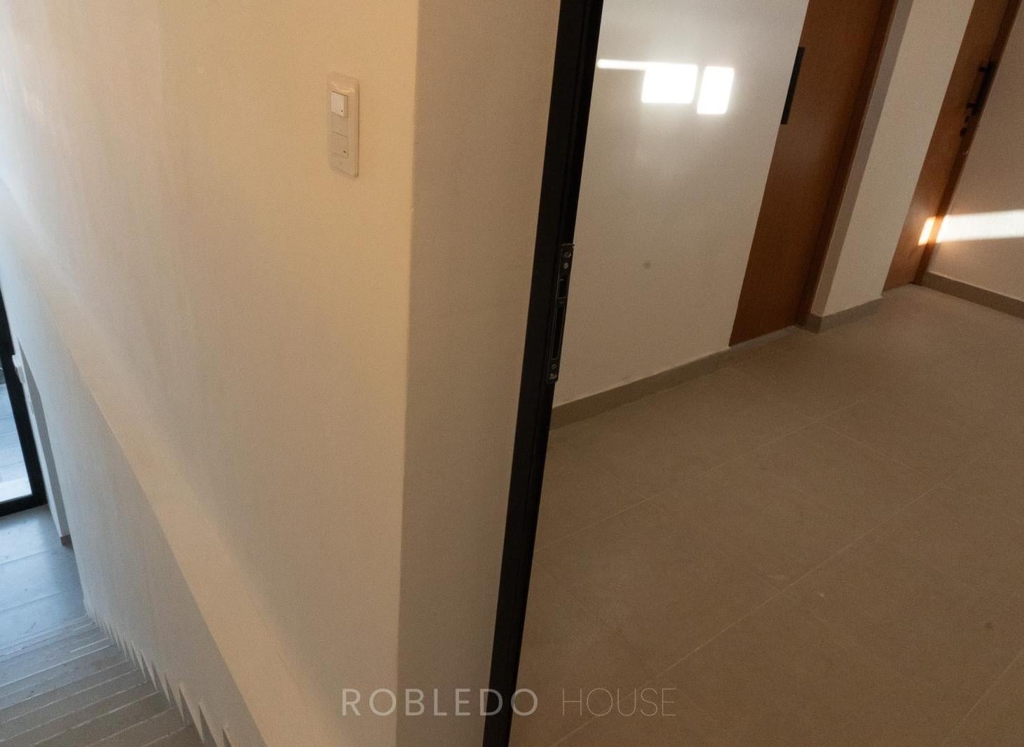 Foto de Alquiler Monoambiente con patio (contrafrente) – Microcentro de Salta, imagen 5