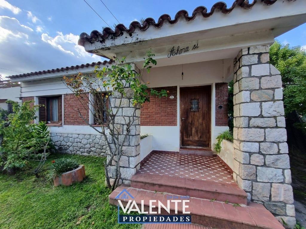 Chalet con Departamento en La Falda