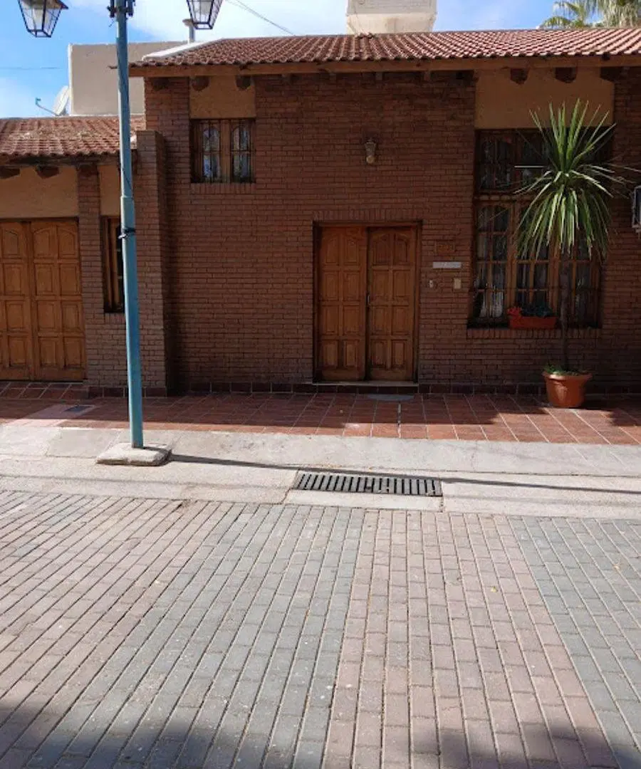 Excelente Casa en Barrio cerrado de 10 unidades 4