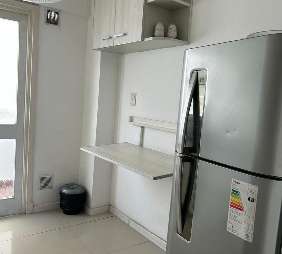 Foto de ALQUILER 24 MESES – 3 AMBIENTES RECICLADO CON COCHERA – ZONA PLAZA MITRE, imagen 1