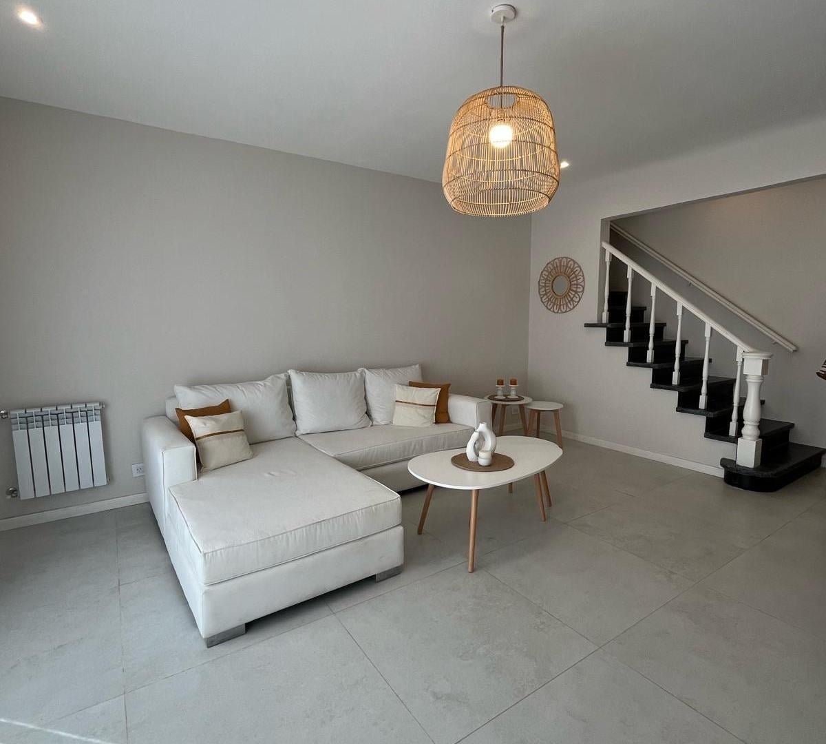 Foto de CHALET EN PH DE 4 AMBIENTES CON COCHERA, PARRILLA Y TERRAZA PRIVADA, imagen 3
