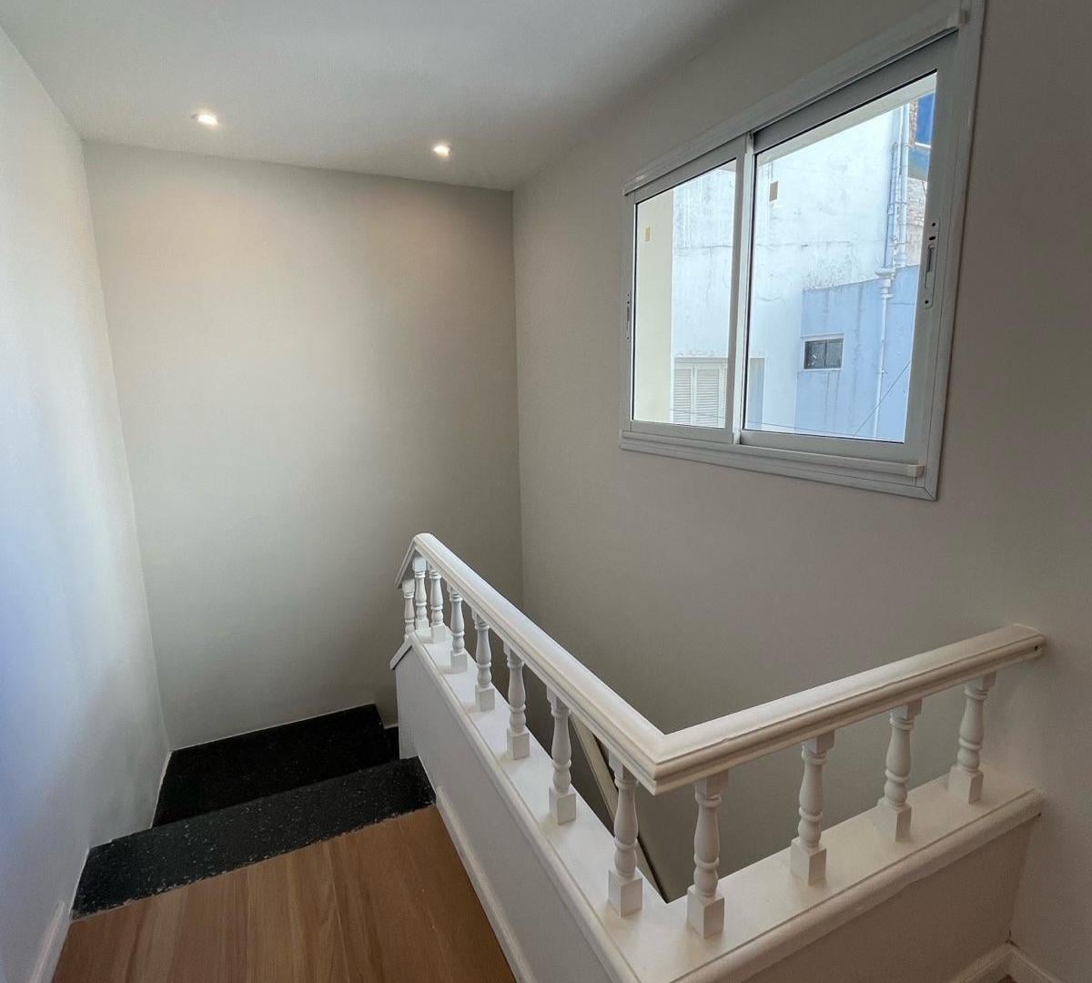 Foto de CHALET EN PH DE 4 AMBIENTES CON COCHERA, PARRILLA Y TERRAZA PRIVADA, imagen 4