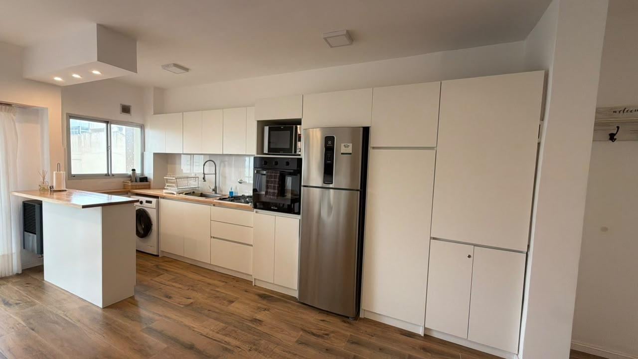 Foto de VENTA DEPARTAMENTO - 2 AMBIENTES - PLAZA ESPAÑA - VISTA AL MAR, imagen 4