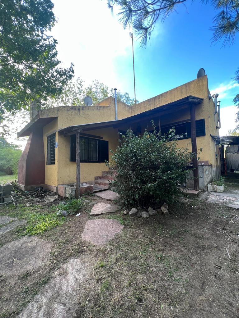 Impresionante Complejo de 3 Cabañas con Quincho y Pileta + 1 Depto. a Refaccionar en Bialet Massé. ( 2
