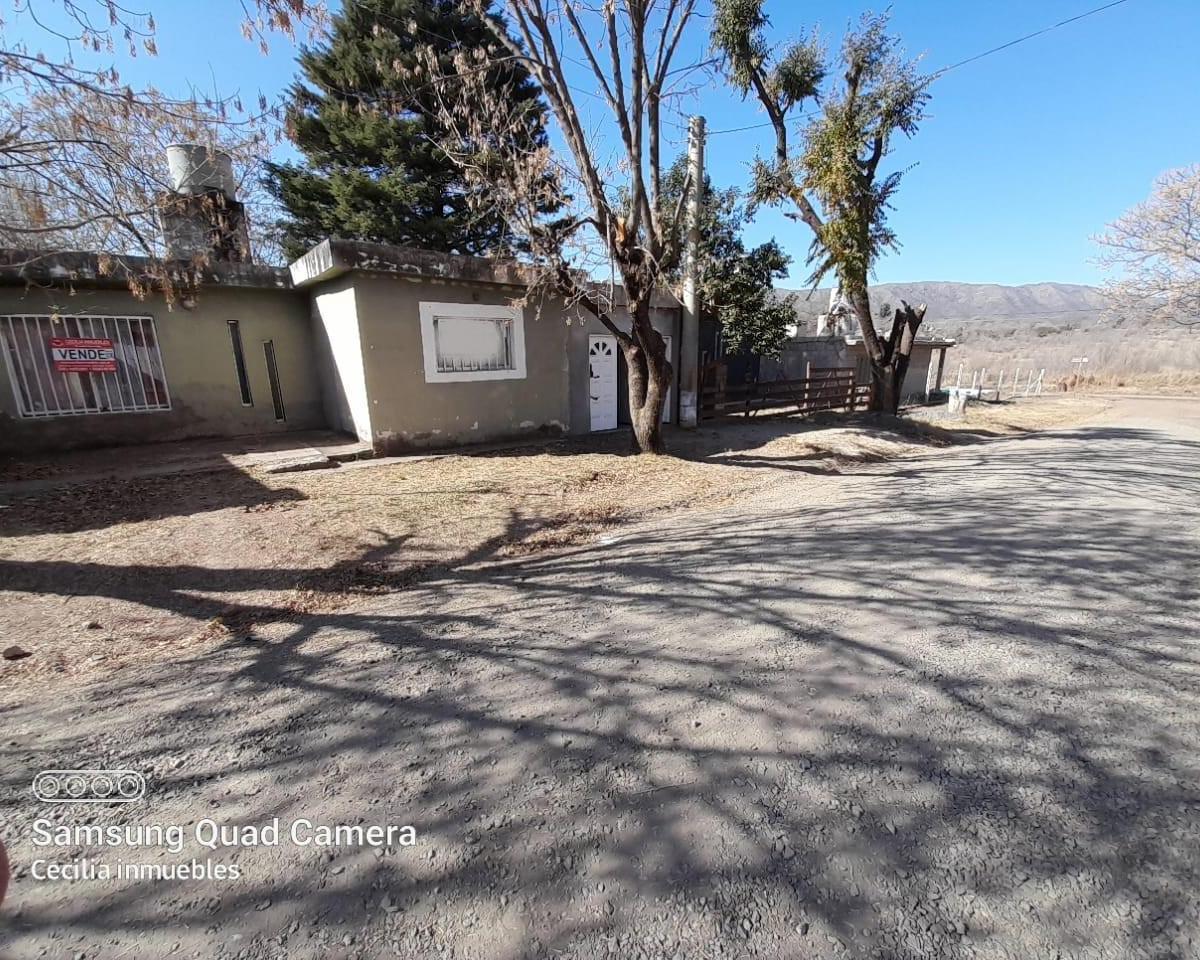 Casa en Santa Maria de Punilla con Amplio Terreno y Vista a Las Sierras. 1