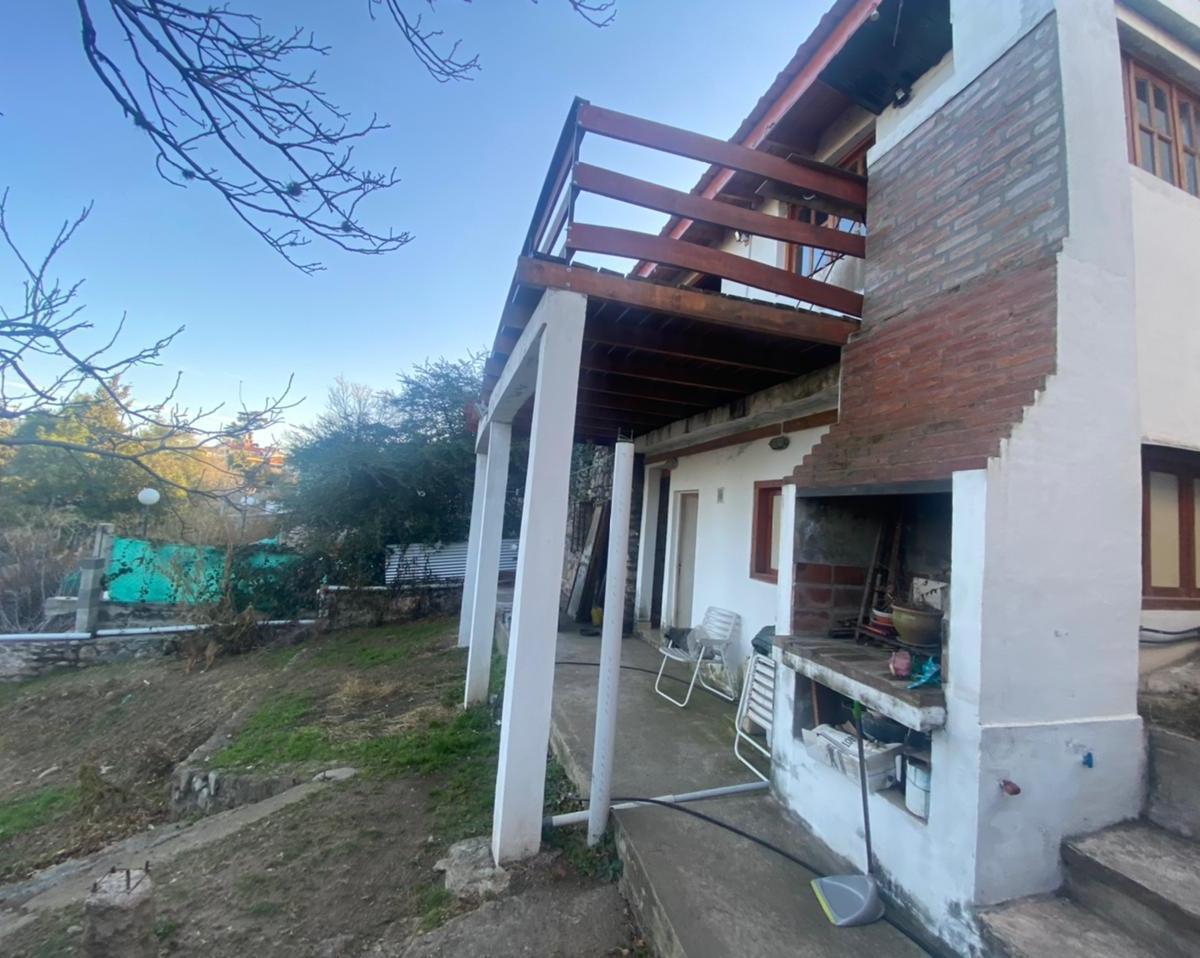 Casa Más Departamento Sobre R - 38 en Siquiman con Vista a Las Sierras y Parte del Lago San Roque 4