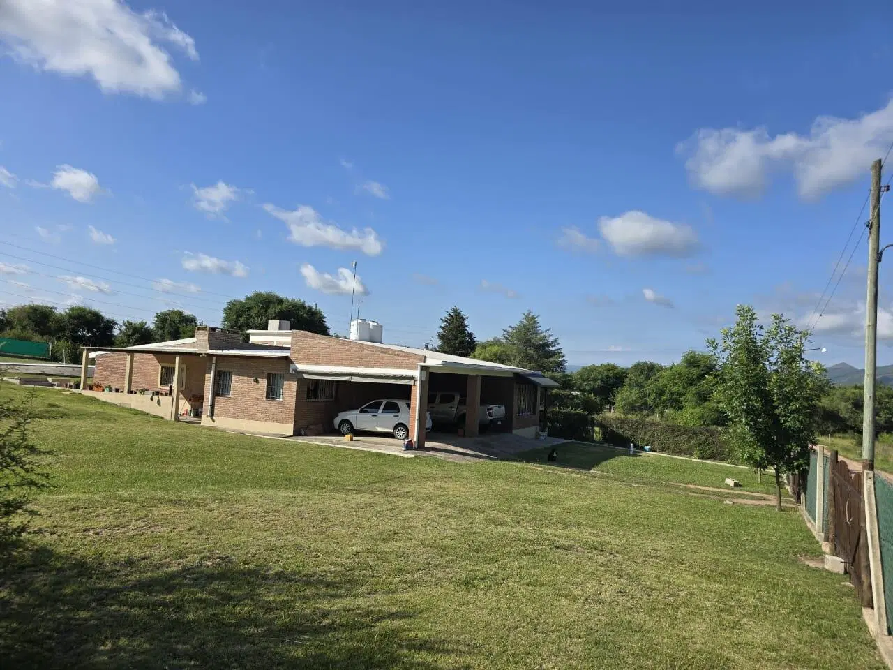 CASA EN VENTA APTO CREDITO EN BIALET MASSÉ, MIRADOR DEL LAGO. 2