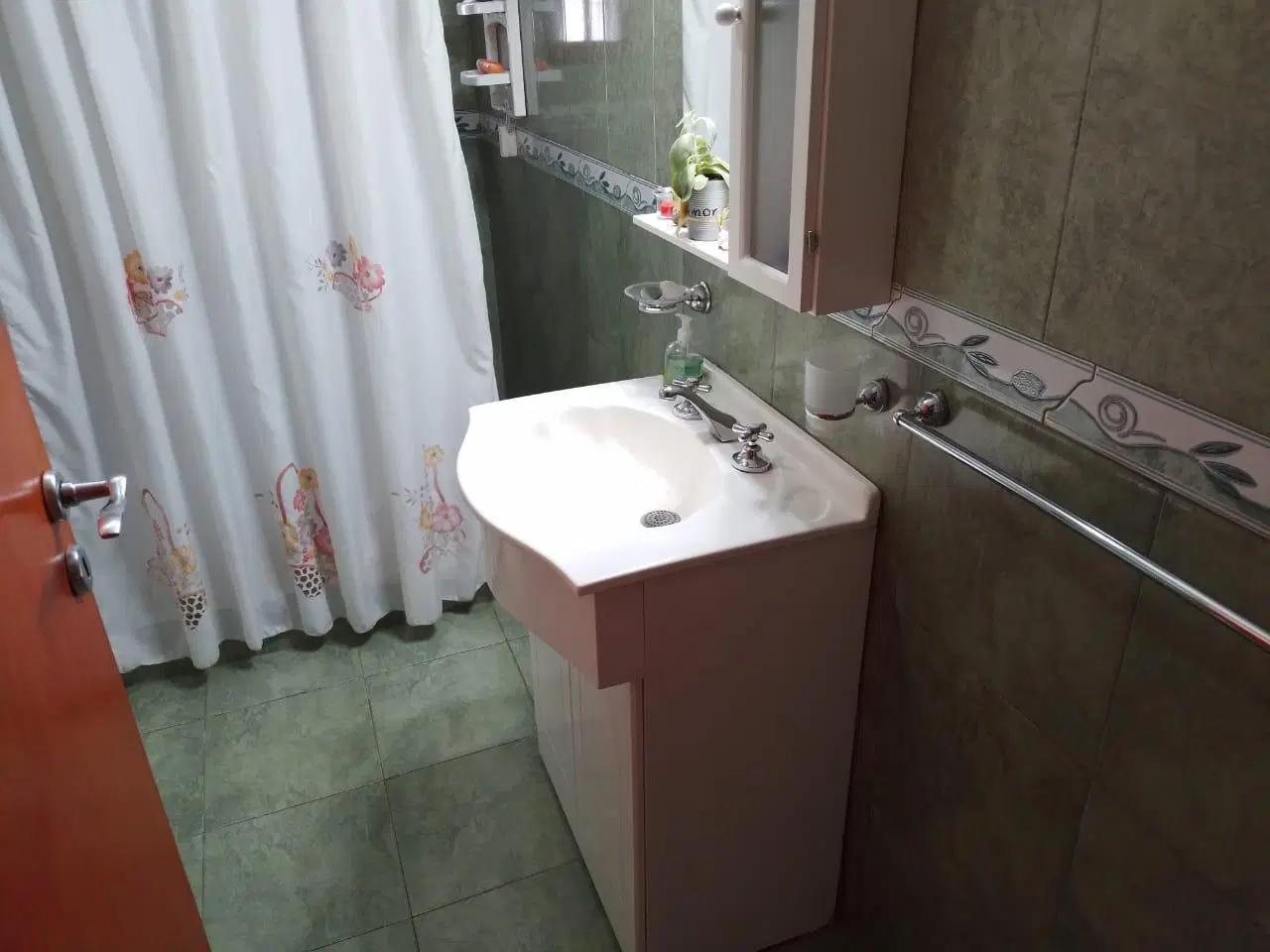 CASA EN VENTA EN SANTA MARIA CON PILETA APTO CREDITO IMPECABLE A 200MTS DE RUTA 38 5