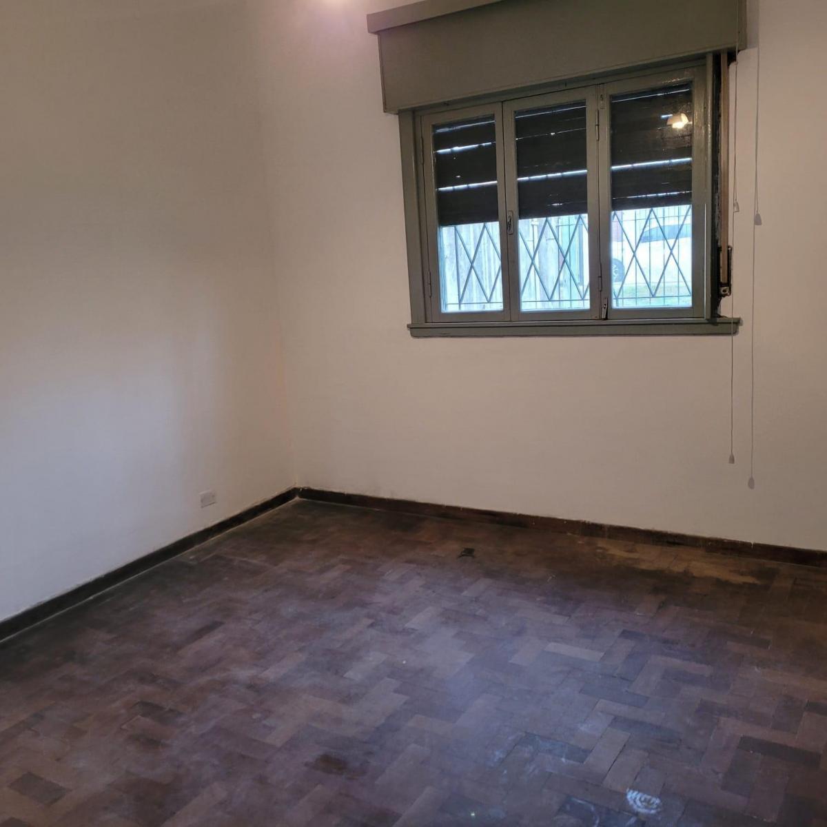 Casa de 3 Amb con Fondo Libre. 3