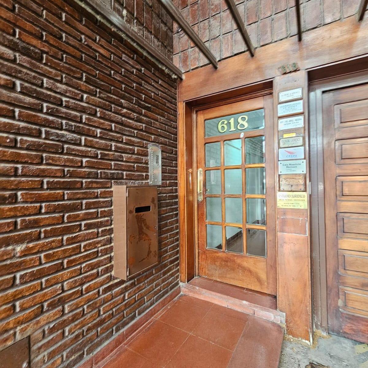 VENTA OFICINA EN QUILMES CENTRO