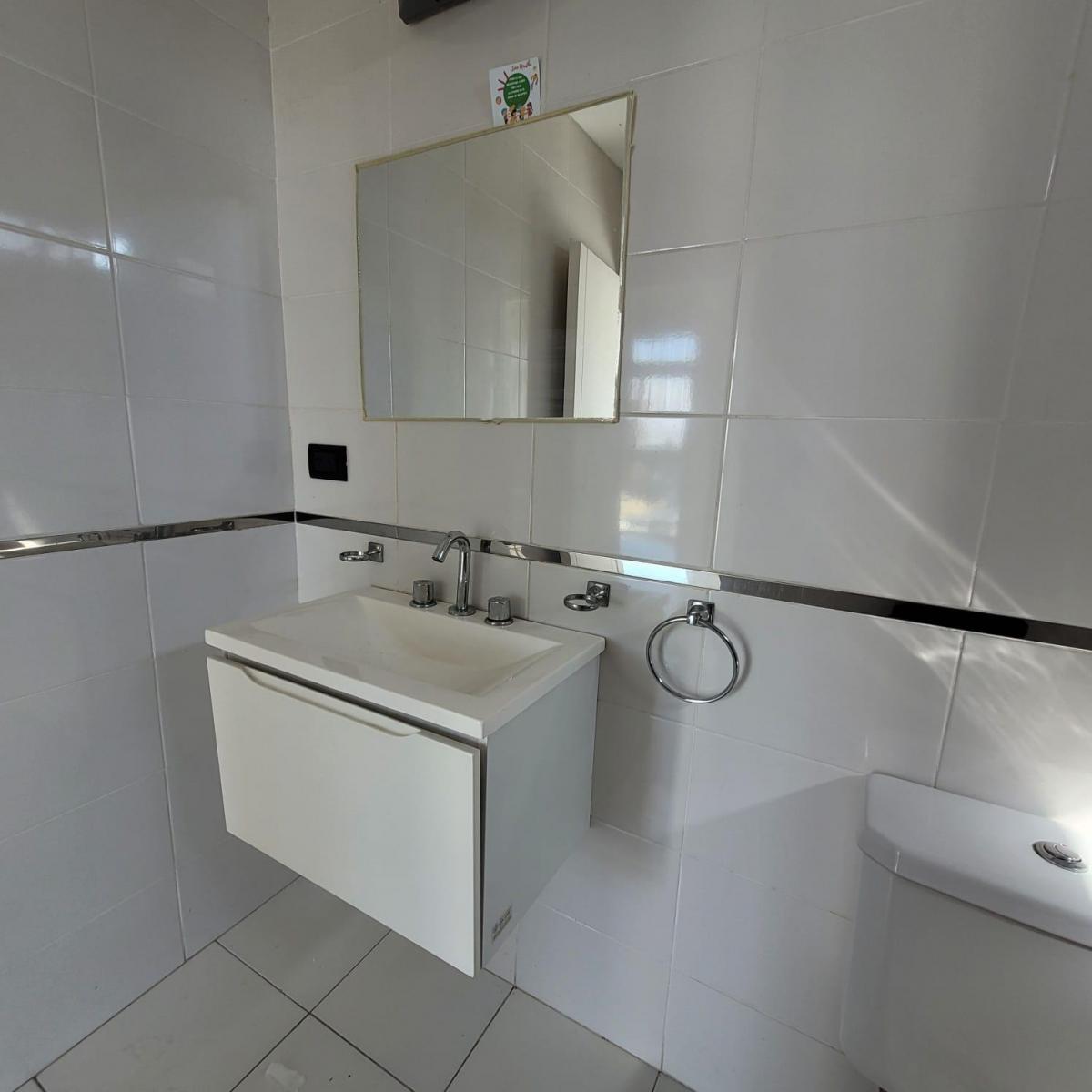 Venta Depto Monoamb Apto Profesional en Centro de Quilmes 2