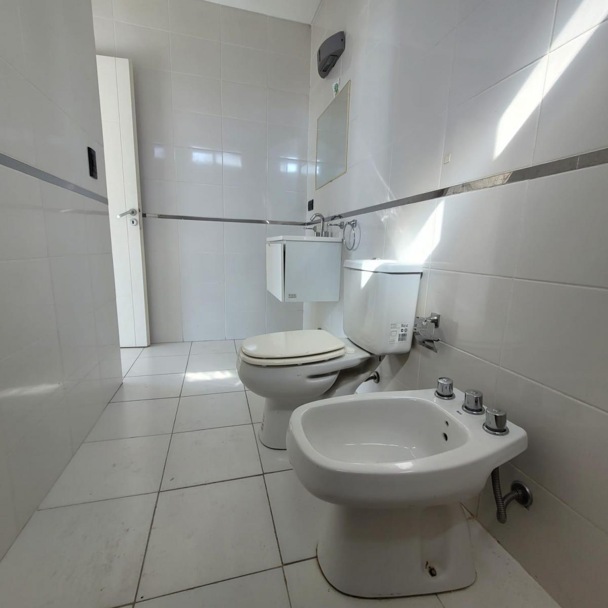Venta Depto Monoamb Apto Profesional en Centro de Quilmes 3